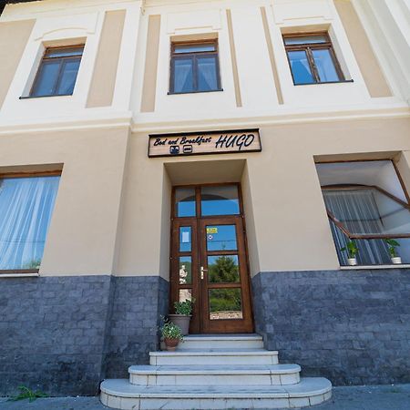 Bed & Breakfast Hugo Plesivec Екстер'єр фото