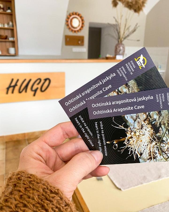 Bed & Breakfast Hugo Plesivec Екстер'єр фото
